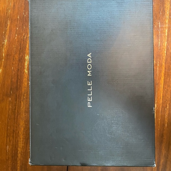 Pelle Moda Ridley Wedge - Picture 4 of 10